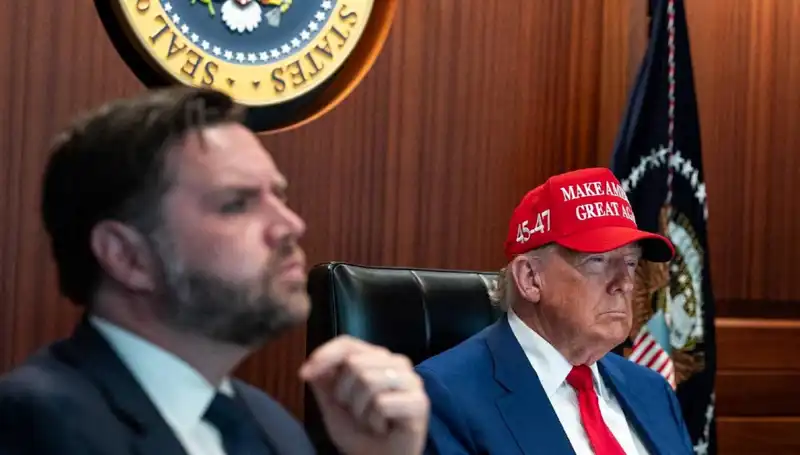 Trump’ın Azil Tasarısı Reddedildi: Yeni Dönem Başlıyor Mu?
