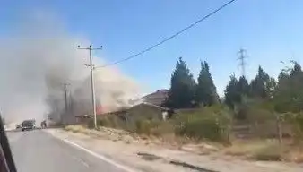 Bursa'daki Fabrika Yangını: Korkutan Görüntüler ve Paniğe Yol Açan Yangın