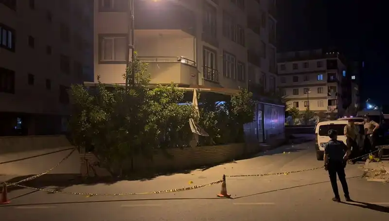İstanbul'daki Kafeye Silahlı Saldırı: Olayın Detayları ve Son Gelişmeler