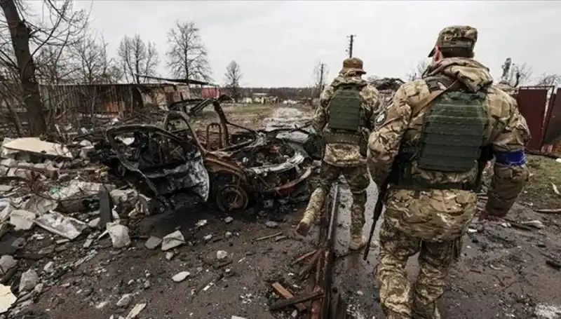 Rusya, Luhansk Bölgesi'nde Stratejik Kontrolü Ele Geçirdi!