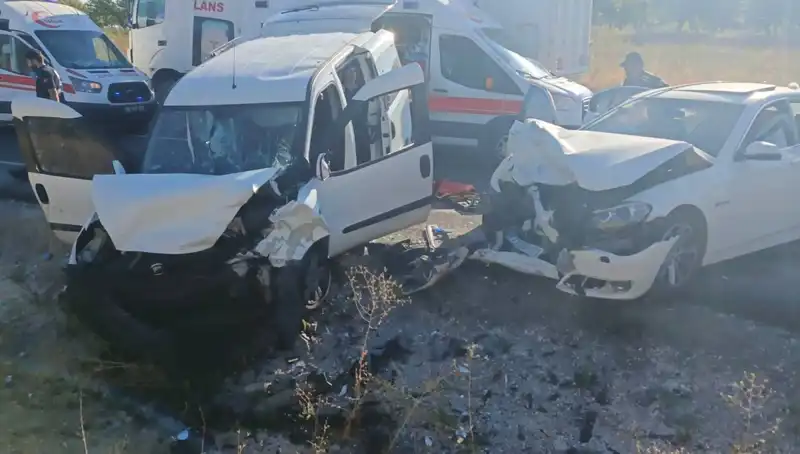 Nevşehir'de Feci Trafik Kazası: 14 Yaralı ve Şok Edici Detaylar