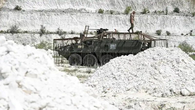 Ukrayna, ABD Yetkilisini Bakanlığa Çağırdı: Mühimmat Kesintisi Tehlikeleri