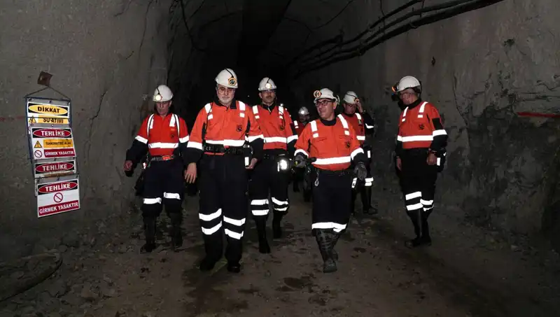 Bakan Işıkhan, Altın Madeninde Kritik İncelemeler Yaptı!
