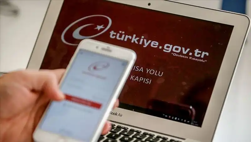 Dijital Dönüşüm: Bakan Kacır e-Devlet Üzerinden 8 Bini Aşkın Hizmeti Duyurdu