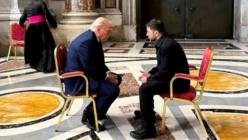 Zelenski İle Trump Arasındaki Görüşmeler: Vatikan'daki Buluşma Öne Çıkıyor