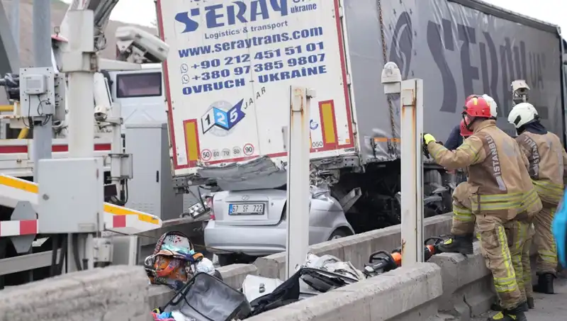 Bayram Tatilinde Trafik Kazaları: 72 Can Kaybı ve Önlemler