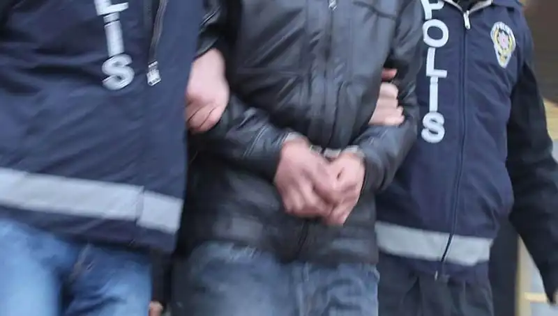 Konya'da Çarpıcı Dolandırıcılık Operasyonu: 13 Kişi Yakalandı!
