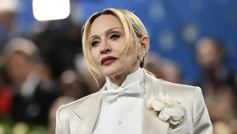 Madonna’nın Yeni Diyeti: Kanser Düşmanı mı Yoksa Sağlık Tehlikesi mi?