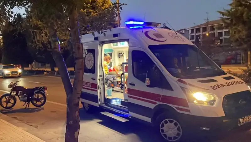 Motosiklete Çarpan Otomobil Kaçtı: Korkunç Kaza 70 Metre Sürükledi
