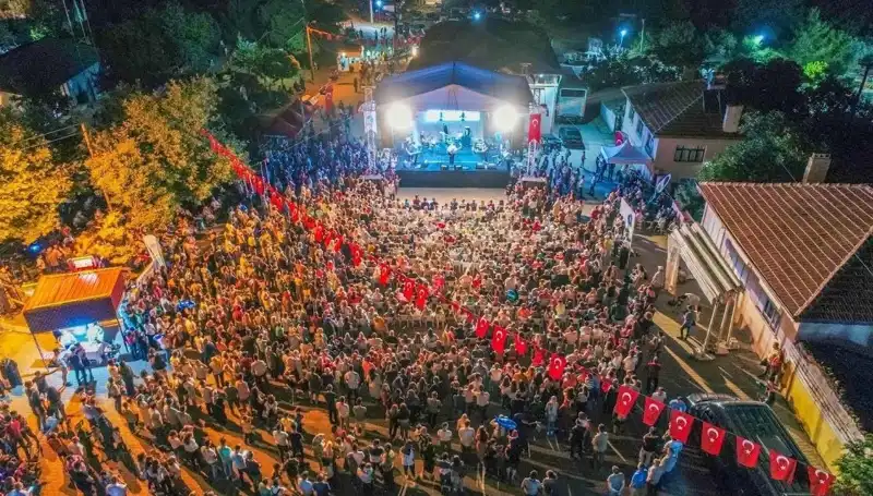 Leylek Şenliği: Doğanın Renkleriyle Büyüleyen Bir Festival