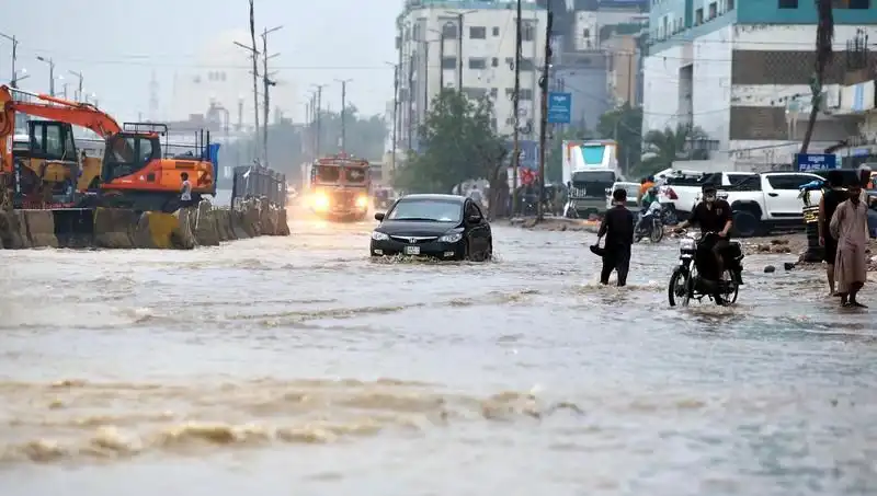 Pakistan'ı Vuran Muson Yağmurları: Ölü Sayısı 785'e Yükseldi