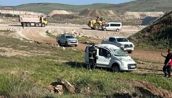 Mardin'de Feci Kaza: Dört Kişi Yaralandı, Olayın Ayrıntıları Şok Edici!