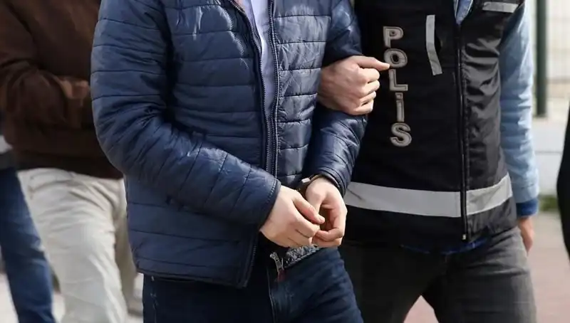 Hırsızların Suçüstü Yakalanması: 5 Kişi Gözaltına Alındı
